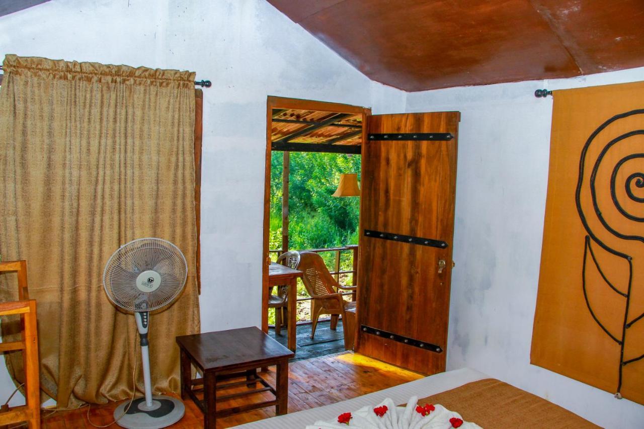 Experience The Comforts Of An Amazing Treehouse Σιγκιρίγια Εξωτερικό φωτογραφία